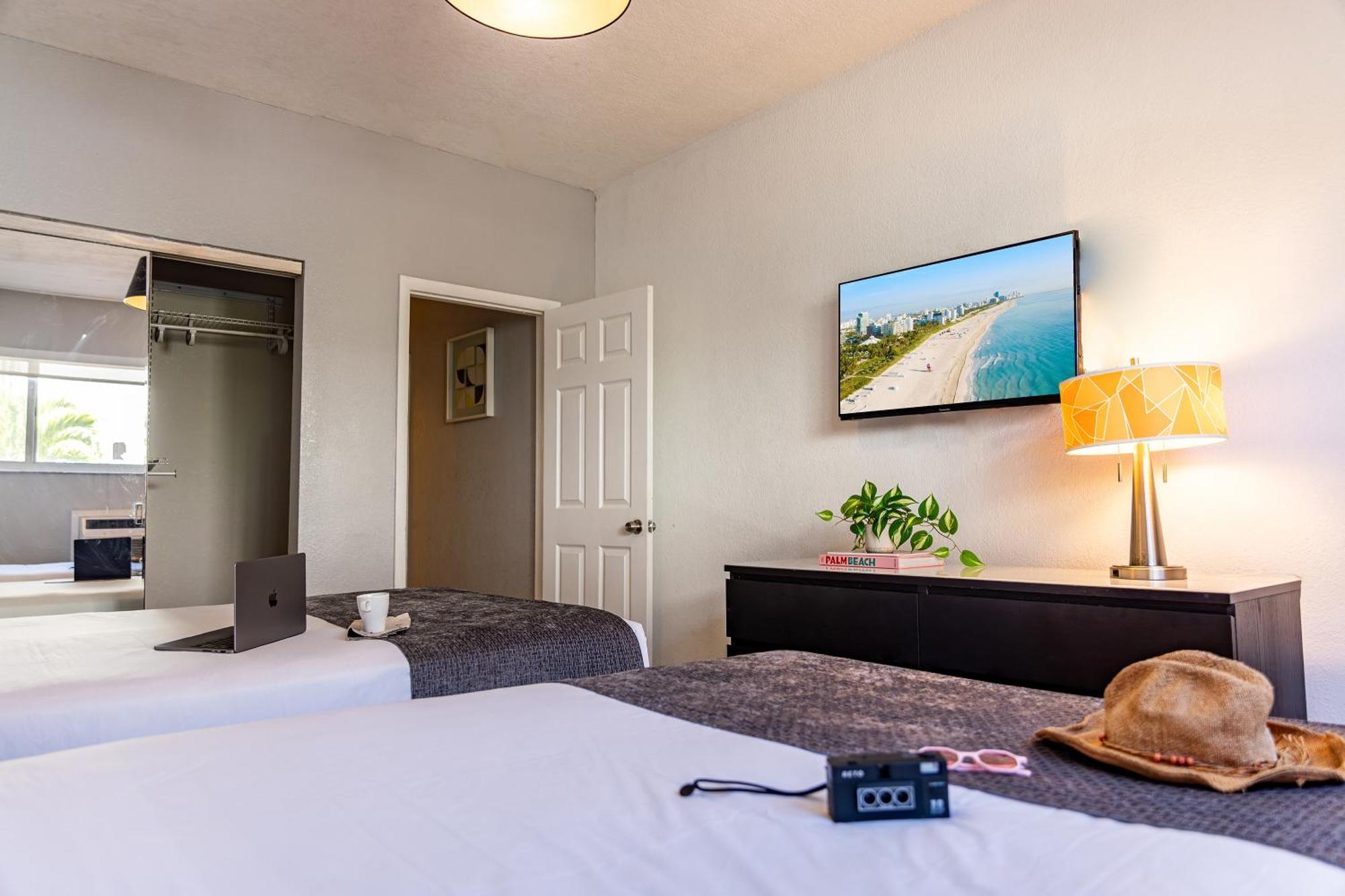Beachside All Suites Hotel Майами-Бич Экстерьер фото