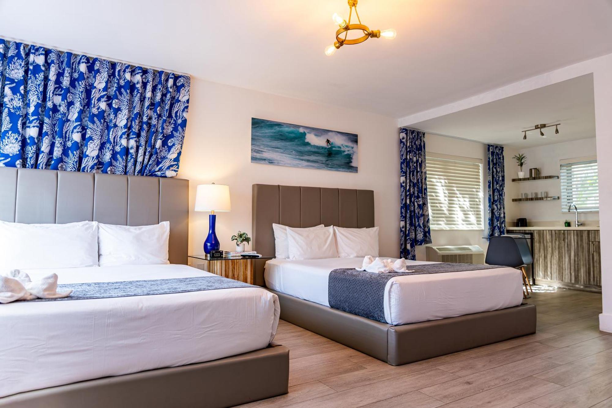 Beachside All Suites Hotel Майами-Бич Экстерьер фото